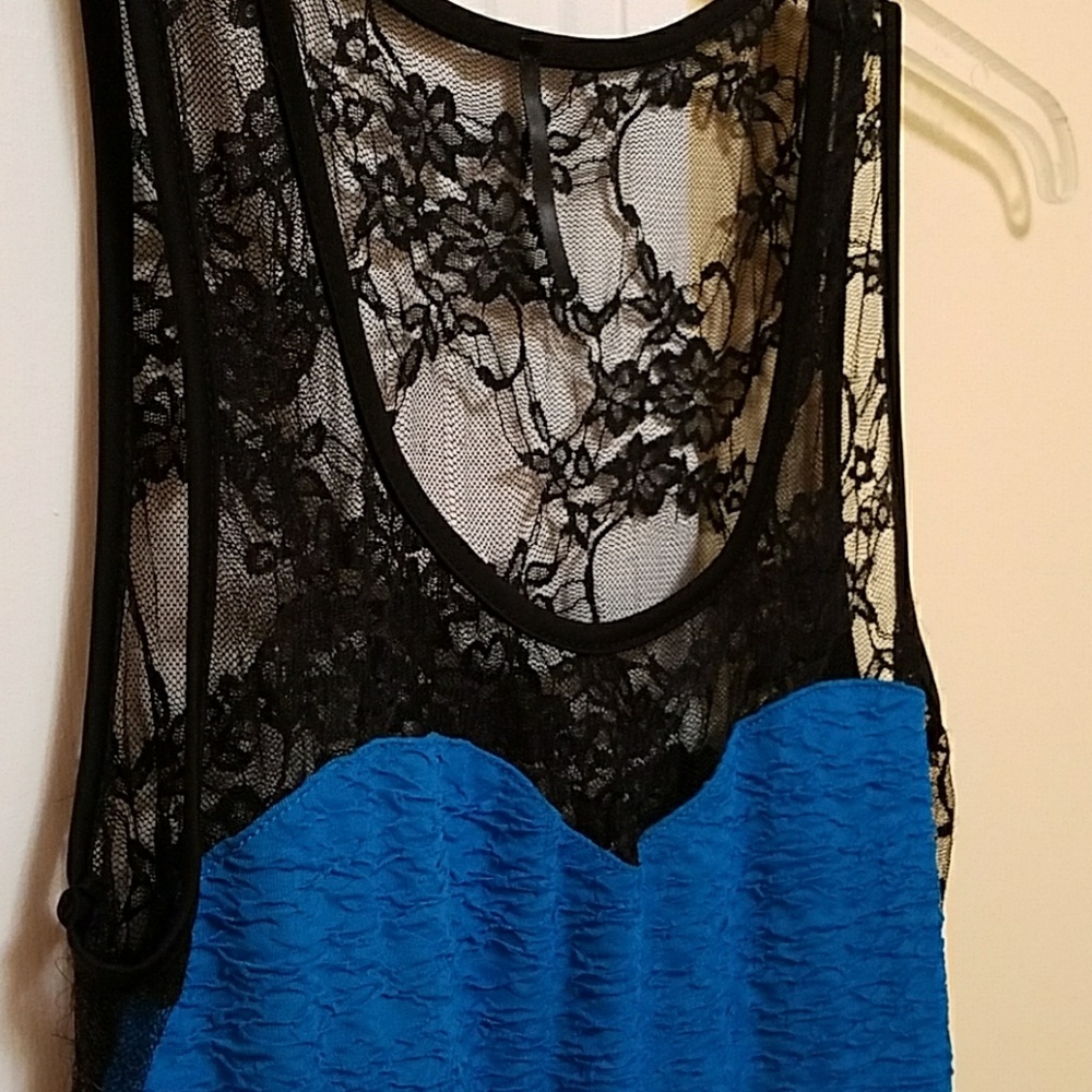 Dress - Picture 4 of 6